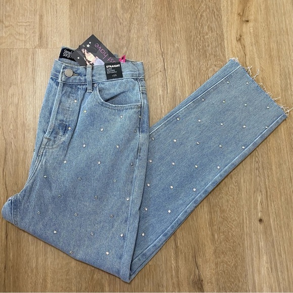 Simple Society Rhinestone Super High Rise Straight Jeans Light Wash - Picture 1 of 9